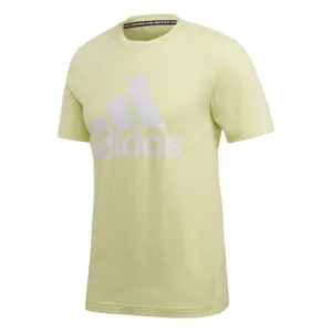 Camiseta adidas Must Haves Badge of Sport image-0
