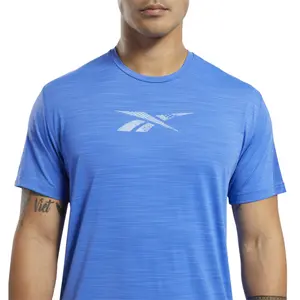 T-shirt Reebok ActivChill Move image-5
