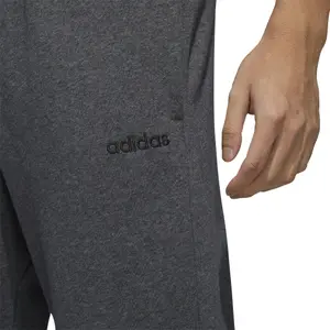 Pantalón de chándal adidas Essentials Fleece image-5