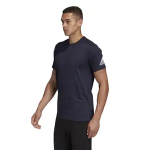 Camiseta adidas Must Haves Plain image-4