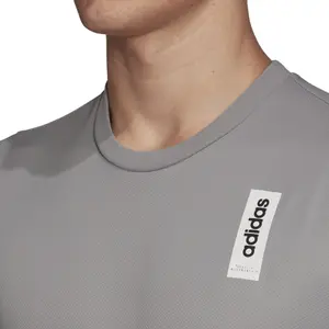 Camiseta adidas Brilliant Basic Logo image-5