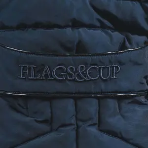 Casaco sem mangas para mulheres Flags&Cup Koria image-1