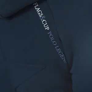 Casaco com capuz com fecho de correr para mulher Flags&Cup Tazlina image-4