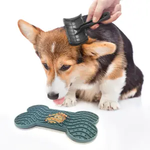 Lick mat for dogs Flamingo Yummee image-3