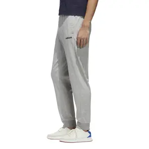 Pantalón de chándal adidas Essentials image-3