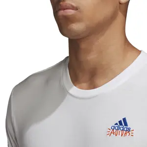 Camiseta adidas Doodle Lineage image-5