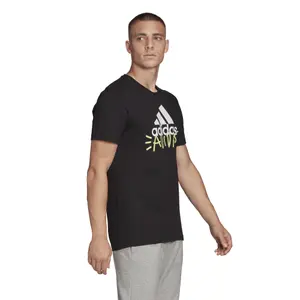 Camiseta adidas Doodle Basic Badge of Sport image-3