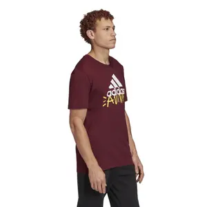 Camiseta adidas Doodle Basic Badge of Sport image-3