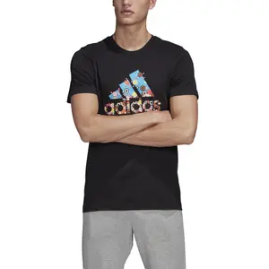 Camiseta adidas 8-Bit Badge of Sport image-1