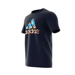 Camiseta adidas 8-Bit Badge of Sport image-2