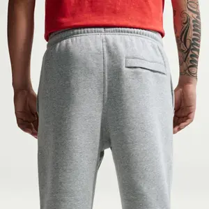 Pantalón de chándal culto Nike Club image-4