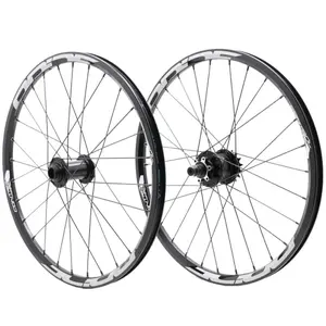 Coppia di ruote di bicicletta Forward Joyride V2 Pride Control Aero 20(451) image-0