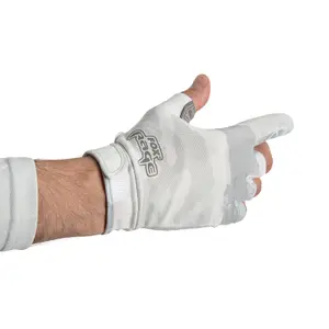 Guantes Fox Rage UV image-0