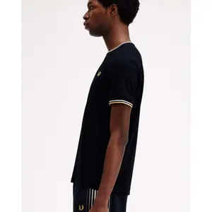 T-shirt with double piping Fred Perry image-4
