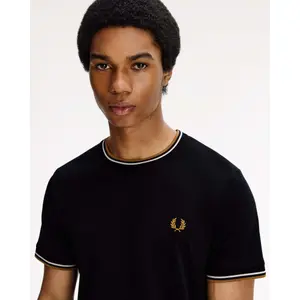 T-Shirt mit doppeltem kontrastierendem Besatz Fred Perry image-4