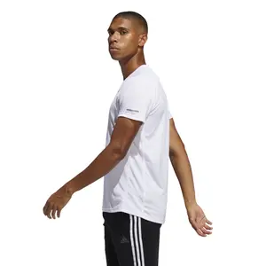 Camiseta adidas Run It 3-Stripes PB image-4