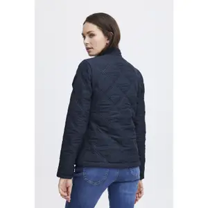 Women's  fransa Fay 2 Quilted Jacket image-4