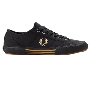 Baskets Fred Perry B708