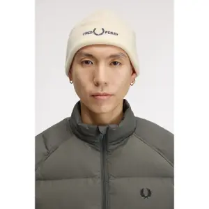 Bonnet Fred Perry Graphic FLP image-2