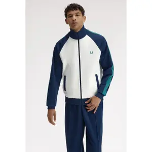 Contrast Sleeve Jacket Fred Perry image-1