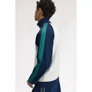 Contrast Sleeve Jacket Fred Perry image-6