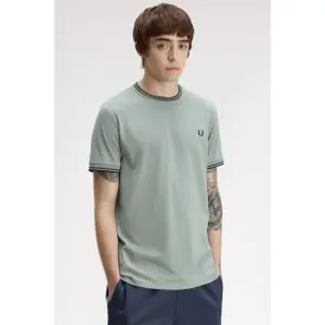 Contrast Trim Double Stripe T-Shirt Fred Perry image-4