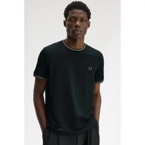 Contrast Trim Double Stripe T-Shirt Fred Perry image-4