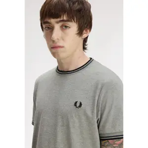 Contrast Trim Double Stripe T-Shirt Fred Perry image-5