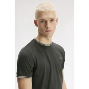 Contrast Trim Double Stripe T-Shirt Fred Perry image-5