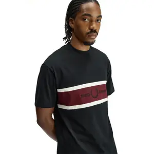 T-shirt brodé panel Fred Perry image-1