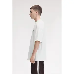 T-shirt med överdimensionerad storlek Fred Perry image-3