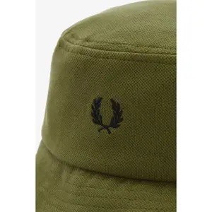 Bob's dive Fred Perry image-2