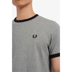T-shirt Fred Perry Ringer image-3