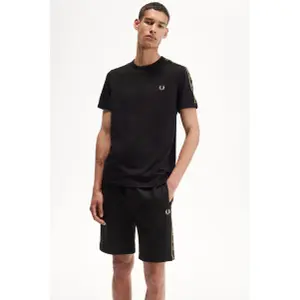 T-Shirt mit Kontraststreifen Fred Perry image-2