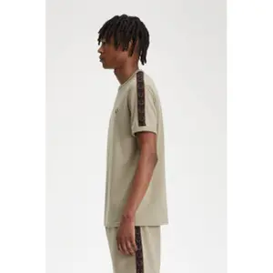 T-shirt à bande contrasté Fred Perry image-3