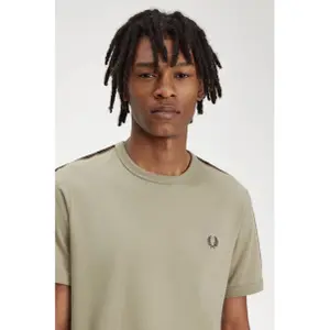 T-shirt à bande contrasté Fred Perry image-4