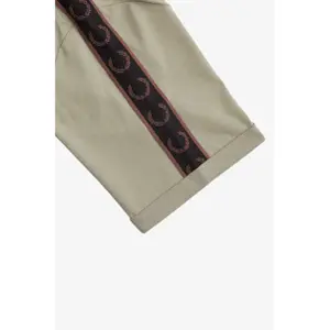 T-shirt à bande contrasté Fred Perry image-6