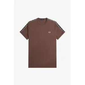 fpm4613-u85-t-shirt-mit-kontraststreifen-fred-perry-ziegel-carrington-road-warmgrau