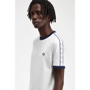 product/f/r/fred-perry_fpm4620-129_2_x.jpg