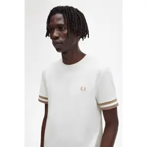 Piqué T-shirt with thick piping Fred Perry image-5