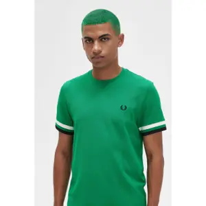 Piqué T-shirt with thick piping Fred Perry image-4