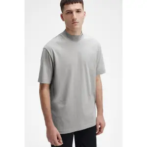 T-shirt with designer collar Fred Perry image-6