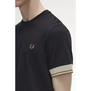 T-shirt Fred Perry Contrast Cuff image-5