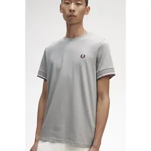 T-shirt Fred Perry Contrast Cuff image-2
