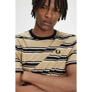 T-shirt Fred Perry Stripe image-5