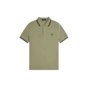 fpmm3600-y64-t-polo-a-double-lisere-fred-perry-olivmnt-ngtgreen