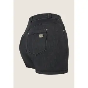 Damen Skinny-Jeansshorts mit 5 Taschen, elastisch Freddy image-2