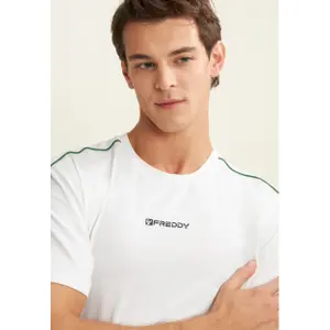 T-shirt από ελαστικό jersey Freddy image-5