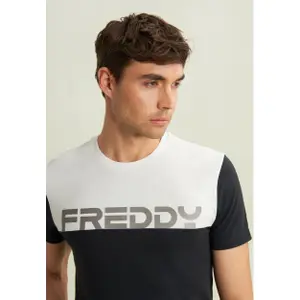 T-shirt με εκτύπωση στον ώμο Freddy image-5
