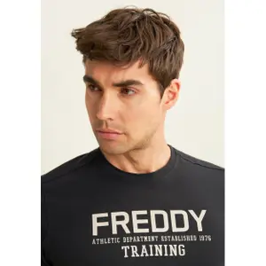 T-shirt με κεντρικό λογότυπο Freddy image-5